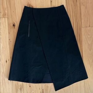 Lululemon Black Midi Skirt | Size 6